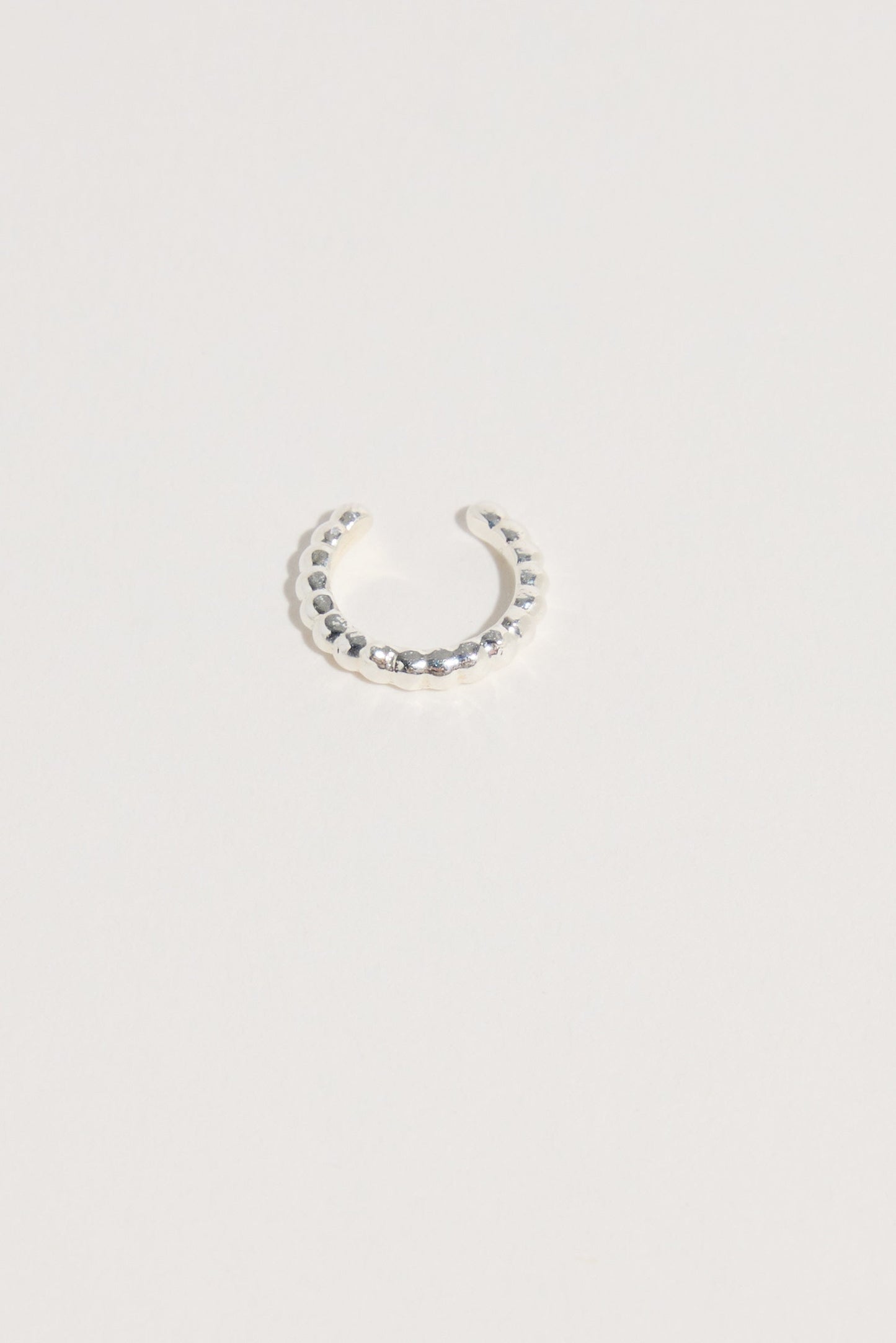 Caja Solaris Ear Cuff