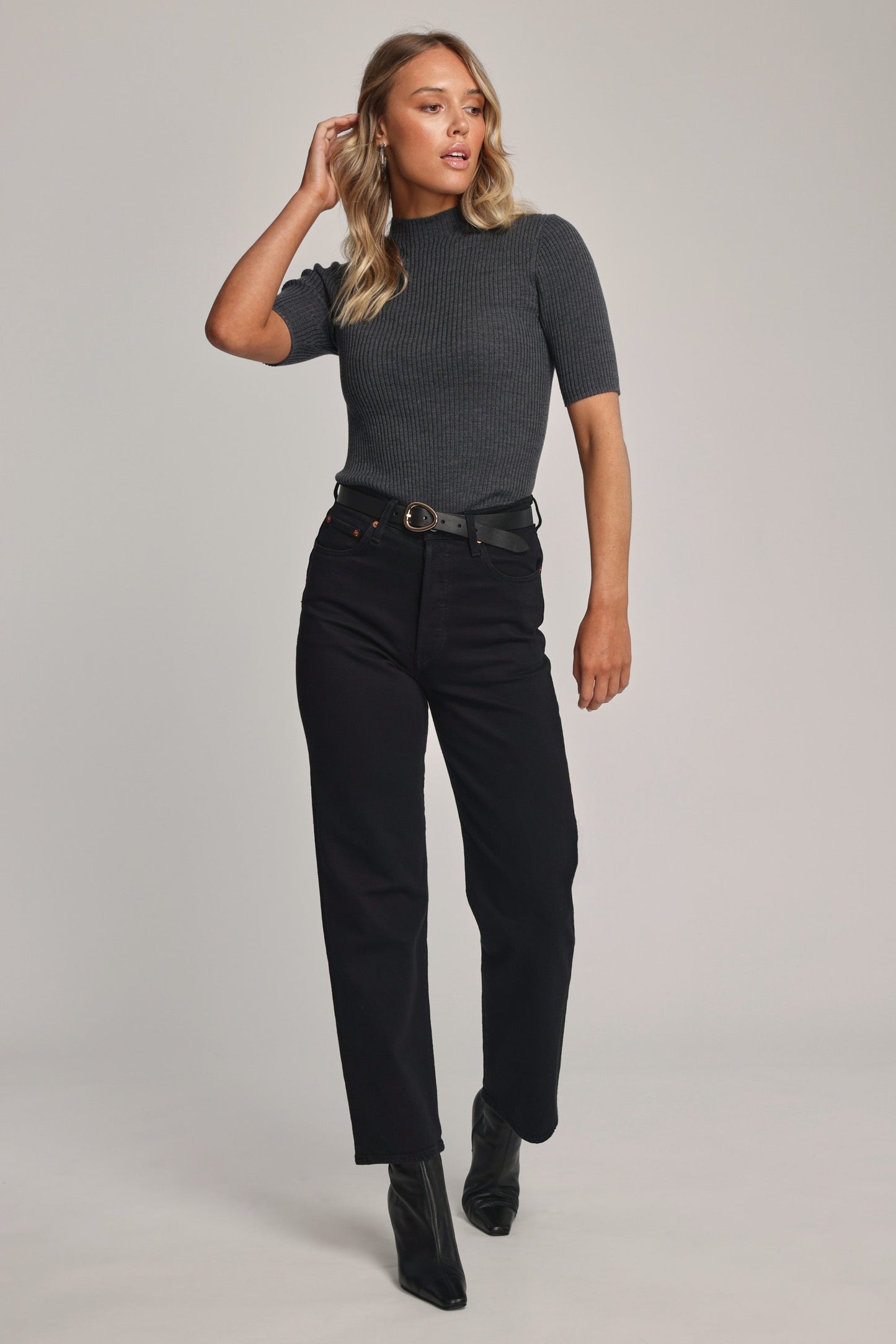 Levi's Ribcage Straight Ankle Jeans