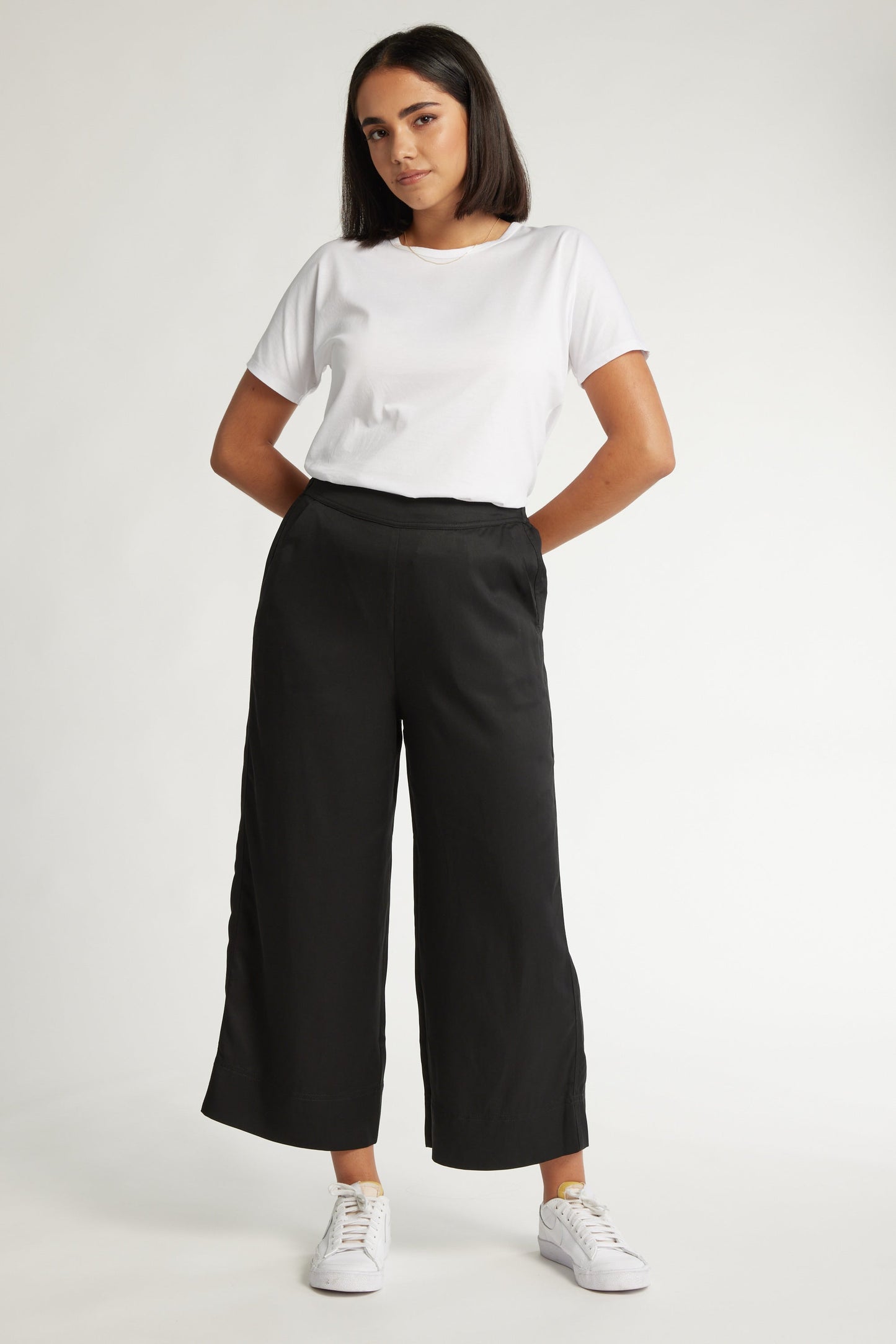 The Wide Leg Crop Pants