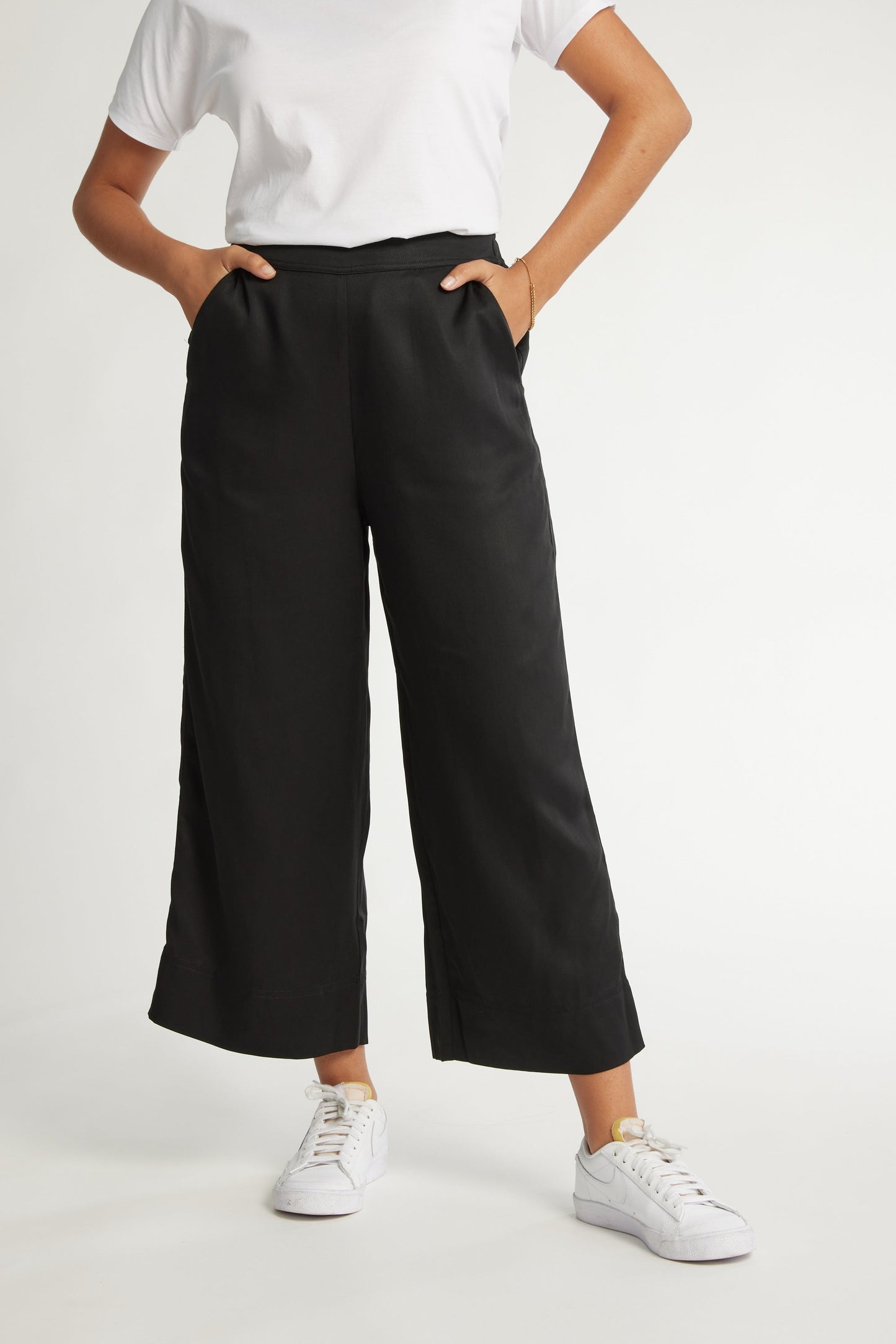 The Wide Leg Crop Pants