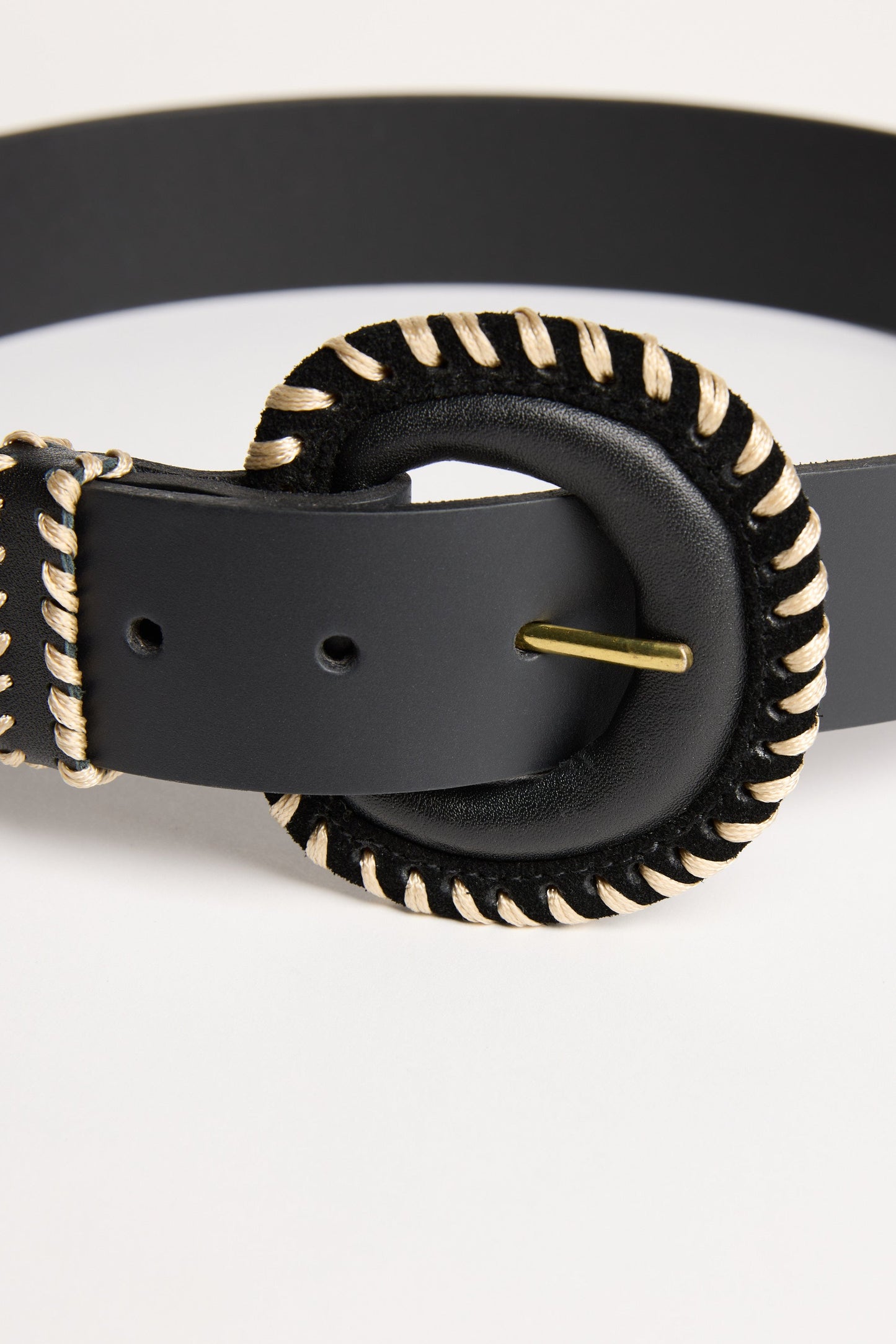 The Contrast Stitch Belt