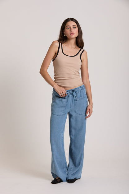 The Contrast Trim Tank