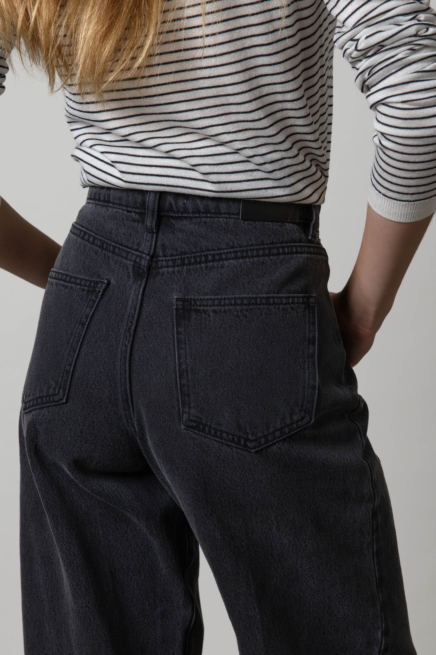 Montreal Barrel Leg Jeans
