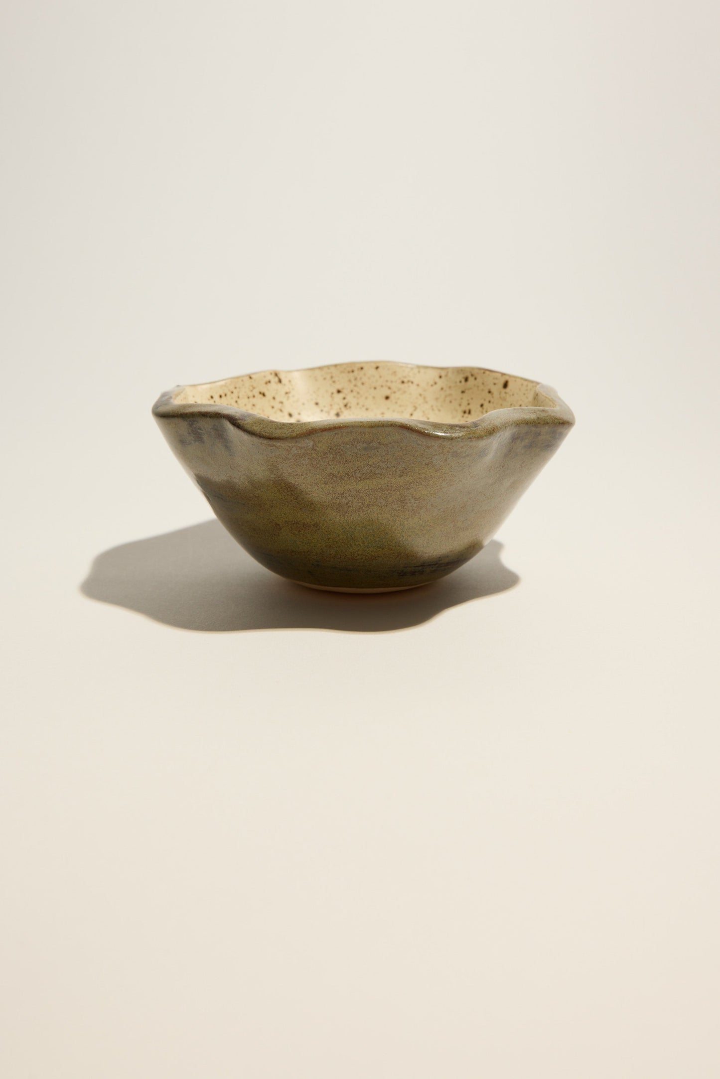 Magnolia Lane Ruffled Condiment Bowl
