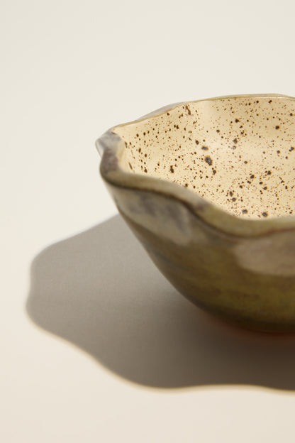 Magnolia Lane Ruffled Condiment Bowl