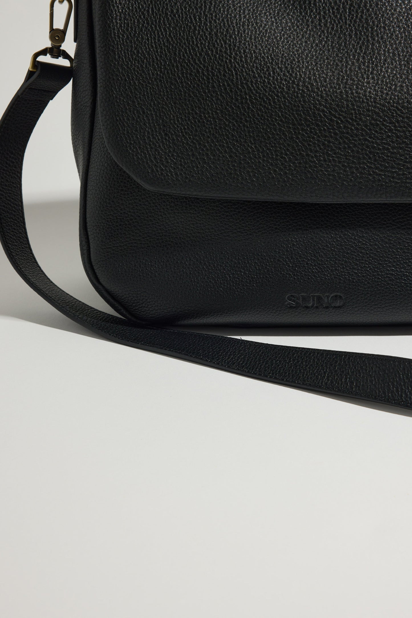 Suno The Amara Bag