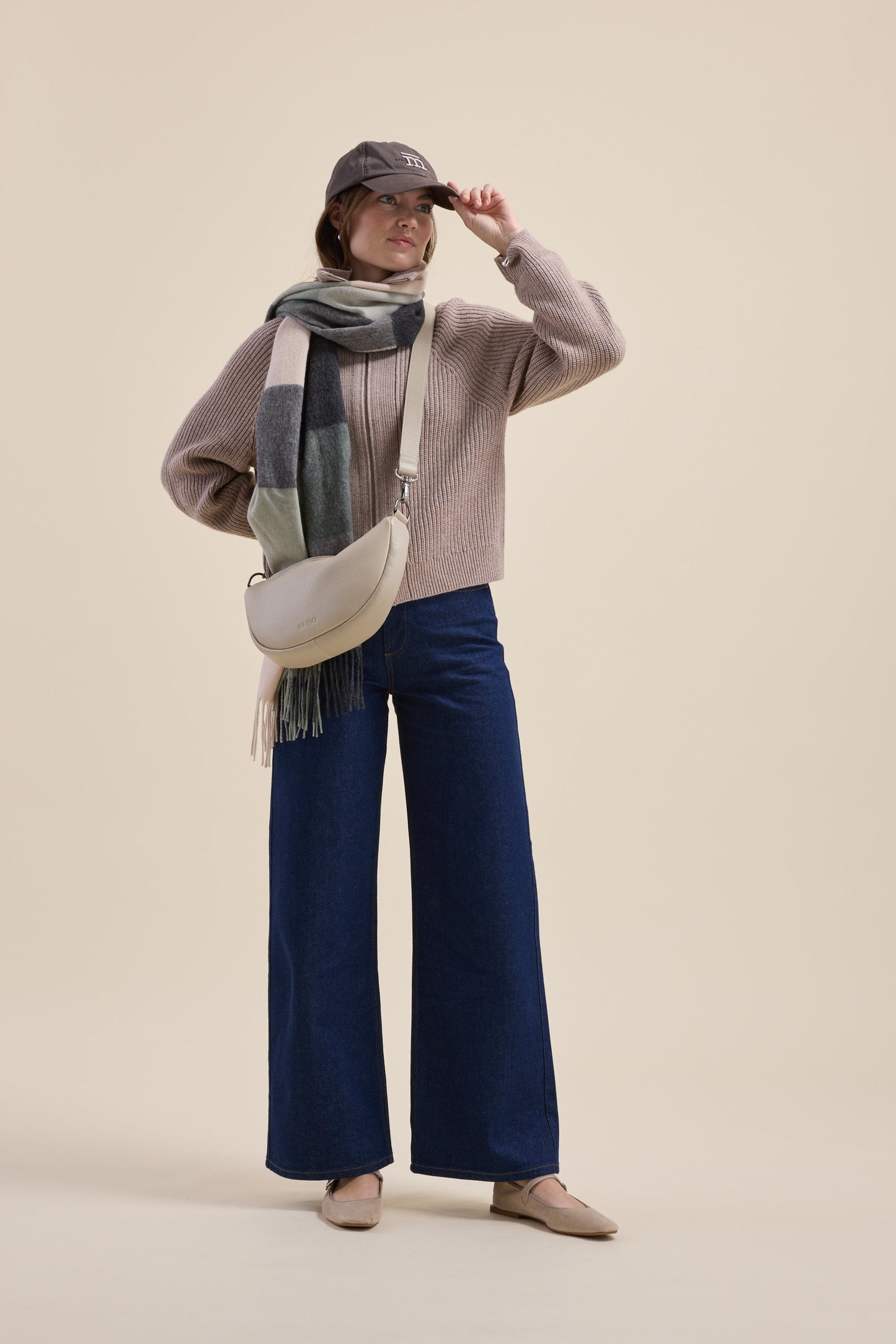 Elementary Collar Detail Cardigan