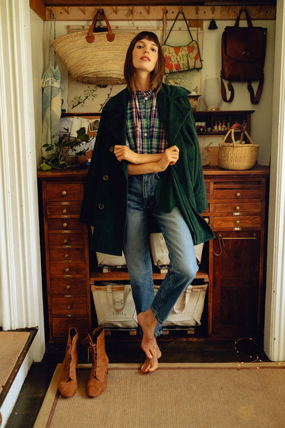Brooke Mid Rise Slim Fit Jean in Montecito